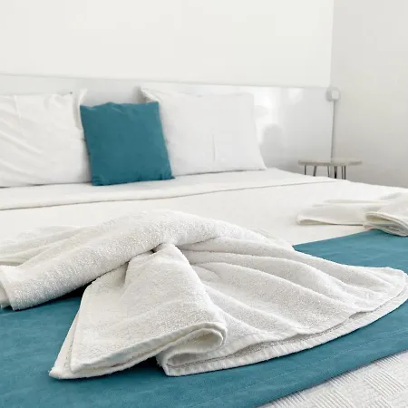 Otel Minerva Port 3*