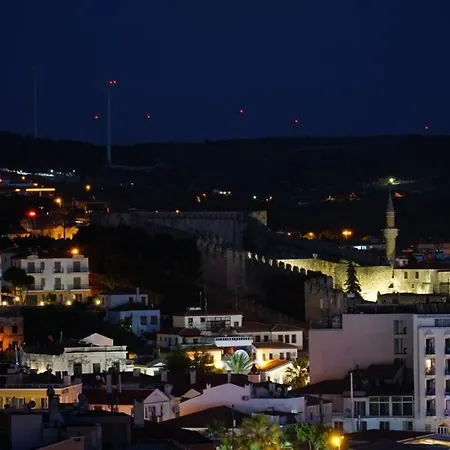 Minerva Port Готель Чешме