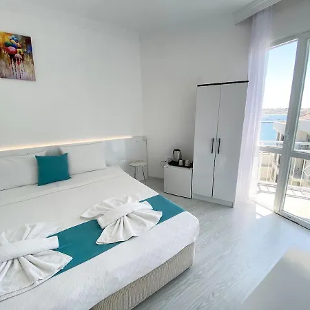 Minerva Port Otel 3*