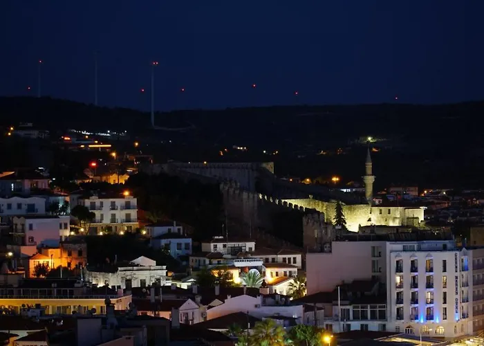 Minerva Port 酒店 Çeşme